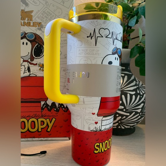 Snoopy 40oz Stanley tumbler - Picture 3 of 6